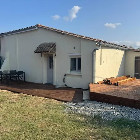 Maison A La Campagne Blasimon